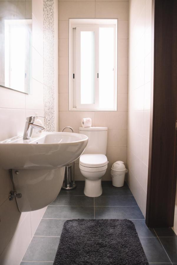 Modern 3 Bedroom With Ac Apartment Żabbar エクステリア 写真