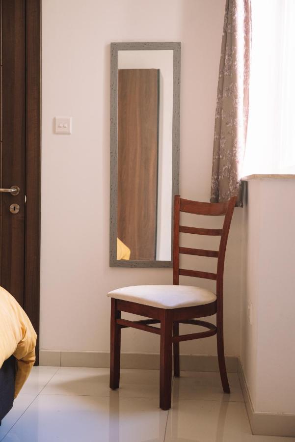 Modern 3 Bedroom With Ac Apartment Żabbar エクステリア 写真