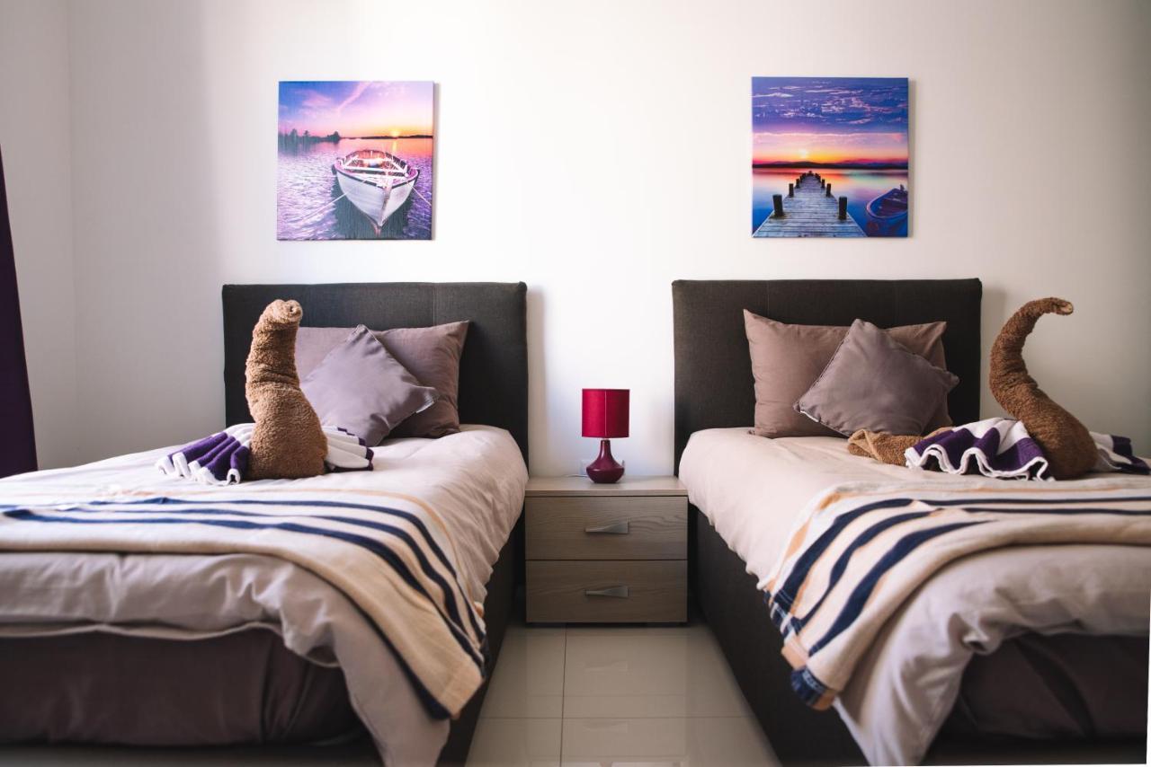 Modern 3 Bedroom With Ac Apartment Żabbar エクステリア 写真